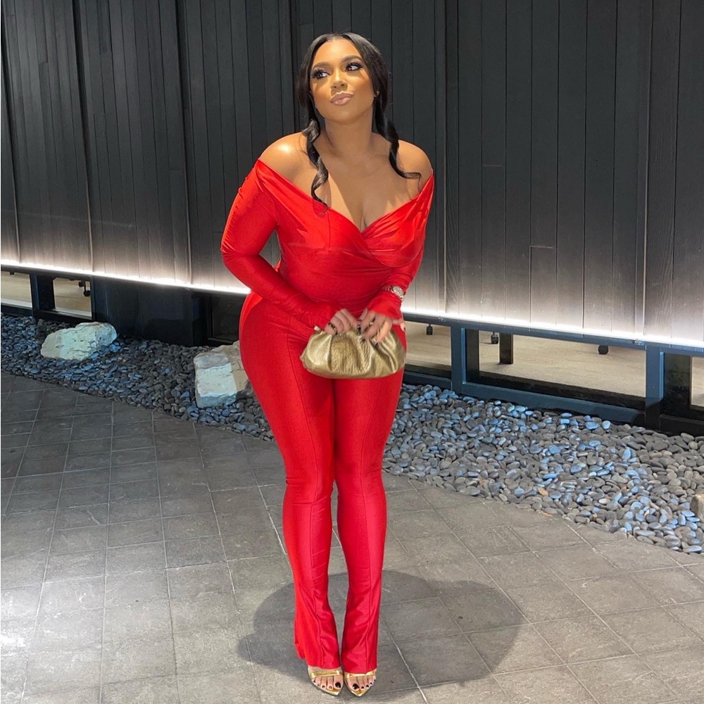 COUCOO Lanai Long Sleeve Top & Leggings in color Red Flag